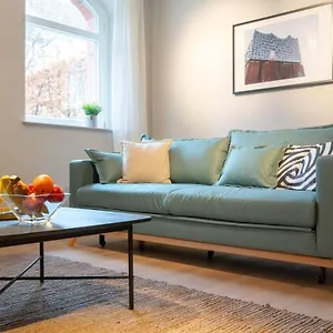 Spacious 3-bedroom Near Eilbekpark Apartment
